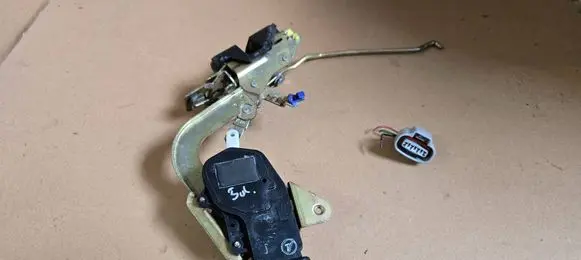 Suzuki Ignis Front door lock 8220281G20 8220281G11