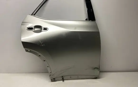 Lexus NX Rear door 