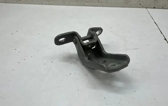 Hyundai Tucson IV NX4 Front door upper hinge 