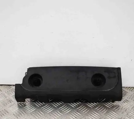 Volkswagen Golf V Other engine bay part