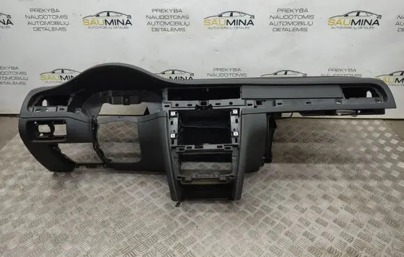 Skoda Superb B6 (3T) Dashboard 3T1857181