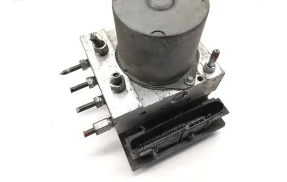 Toyota Avensis T270 ABS Pump 4454005100