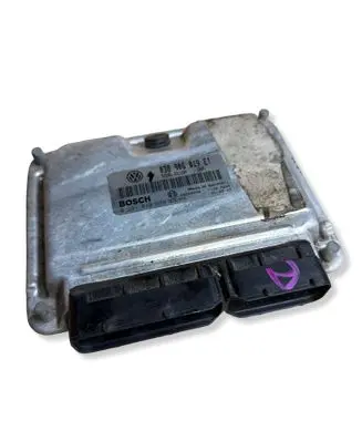Volkswagen PASSAT B5.5 Engine control unit/module 038906019ET 28SA4848 0281010630