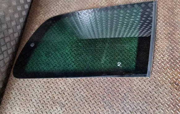 Ford Galaxy Rear side window