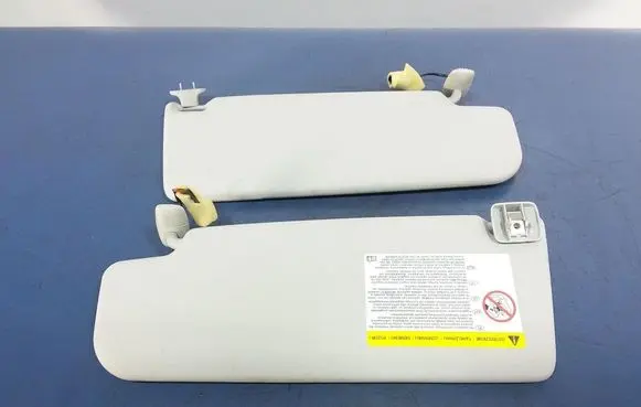 Volkswagen Jetta VI Sun visor