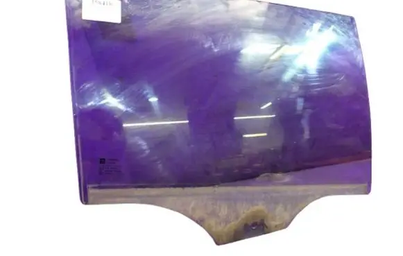 Opel Insignia A Front door window glass four-door 