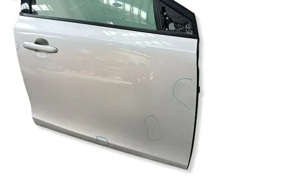 Volvo V40 Front door 
