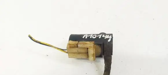 Suzuki Grand Vitara II Windscreen/windshield washer pump