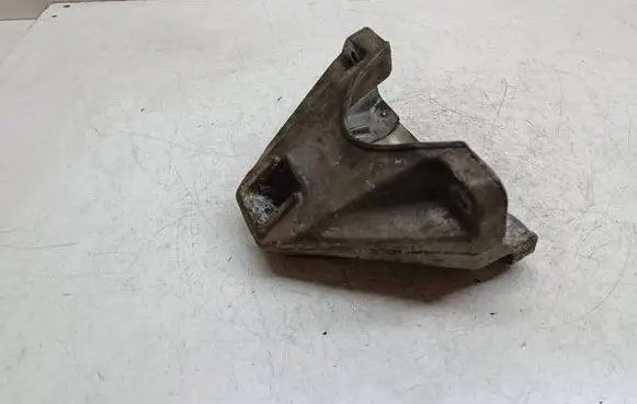 BMW 5 F10 F11 Engine mounting bracket