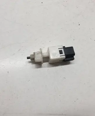 Honda CR-V Brake pedal sensor switch M28988