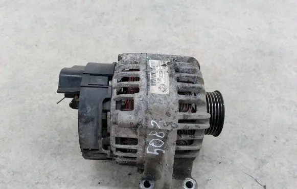 Fiat Punto Evo Generator/alternator 51859038