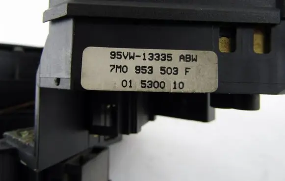 Multifunctional control switch/knob