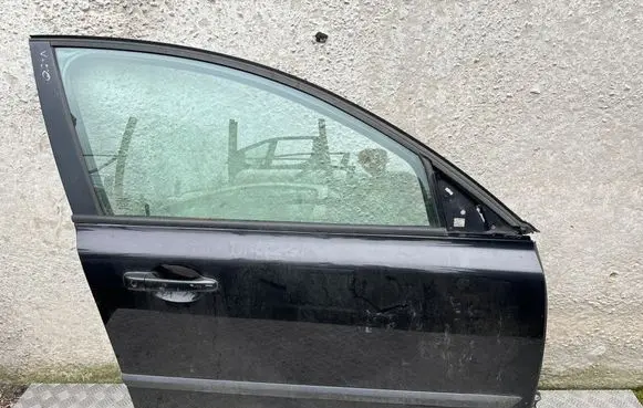 Volvo V50 Front door