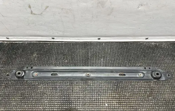 Citroen DS5 Bottom radiator support slam panel 