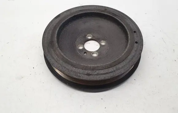 Opel Insignia A Crankshaft pulley 55586935 nr9218