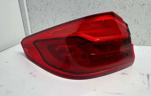 BMW 5 G30 G31 Rear/tail lights 7376463 630000 630001