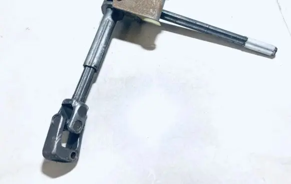 Volkswagen Golf IV Steering column universal joint
