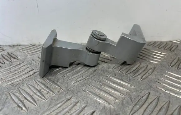 BMW 3 GT F34 Rear door upper hinge 7246062