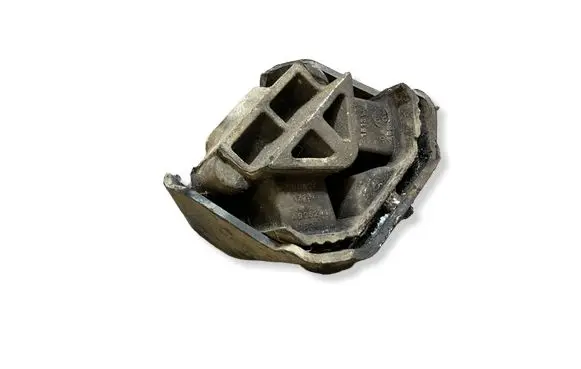 Mercedes-Benz Sprinter W906 Engine mount bracket A906241 1713G