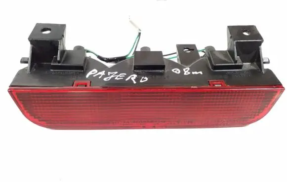 Mitsubishi Pajero Third/center stoplight P0223S