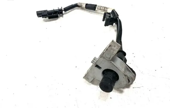 Volvo XC90 Crankshaft position sensor 31441271 31303282