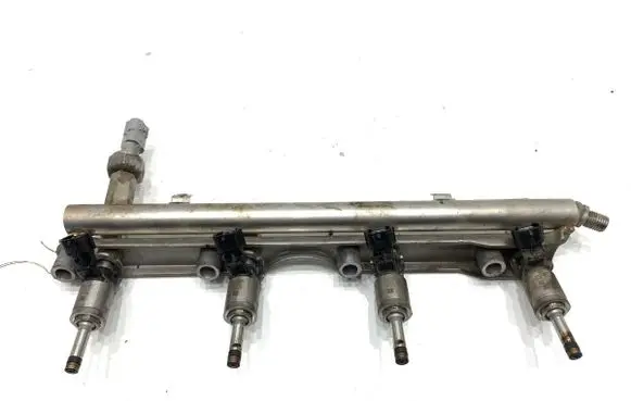 Ford Ecosport Fuel main line pipe CM5E9H487AL