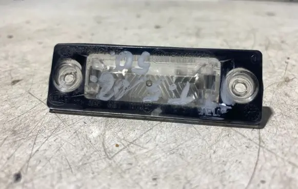 Volkswagen Transporter - Caravelle T5 Number plate light 7E0943021A