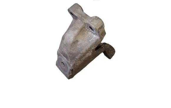Audi A6 S6 C6 4F Engine mounting bracket 4F0199307AA
