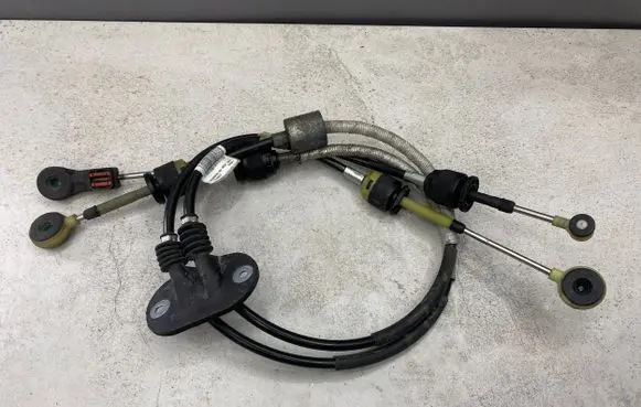 Gear shift cable linkage