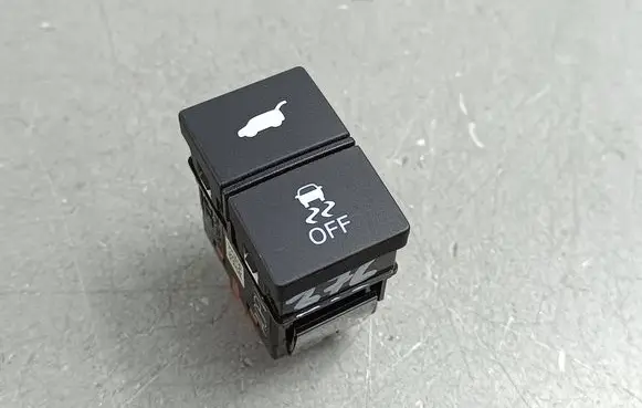 Honda CR-V Traction control (ASR) switch 