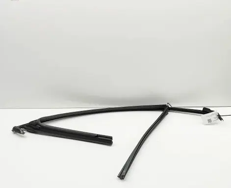 Renault Arkana Rubber seal front coupe door 803314425R