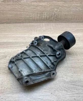 BMW 3 F30 F35 F31 A/C compressor mount bracket 7585167 68572910