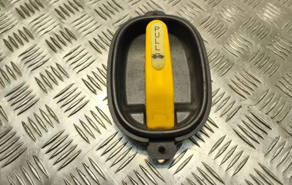 Hyundai Sonata Loading door interior handle 812213K000