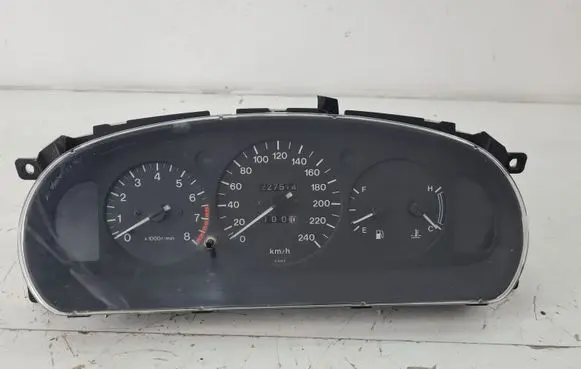 Mazda Xedos 6 Speedometer (instrument cluster) PLI45C