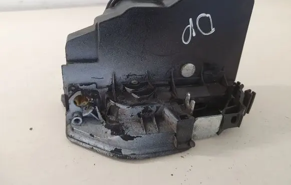 Mini Cooper Countryman R60 Front door lock 7318422