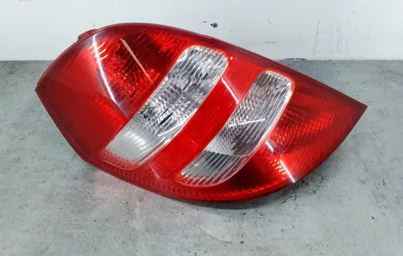 Rear/tail lights