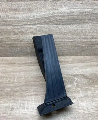 BMW 7 E65 E66 Accelerator throttle pedal 6766930 259160
