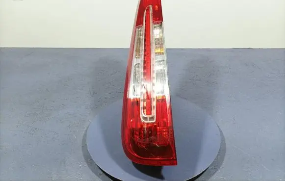 Ford C-MAX I Rear/tail lights 2SK009504