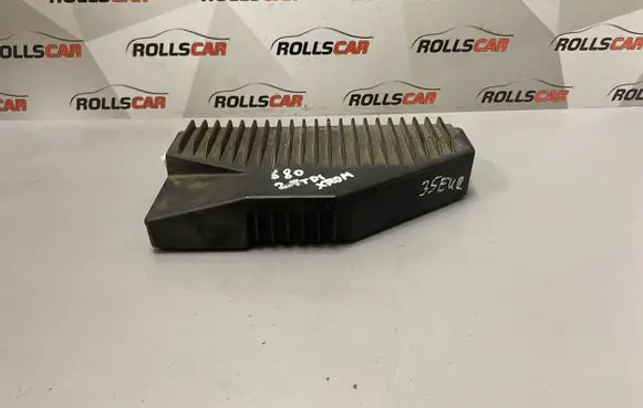 Volvo S80 Sound amplifier 8673135