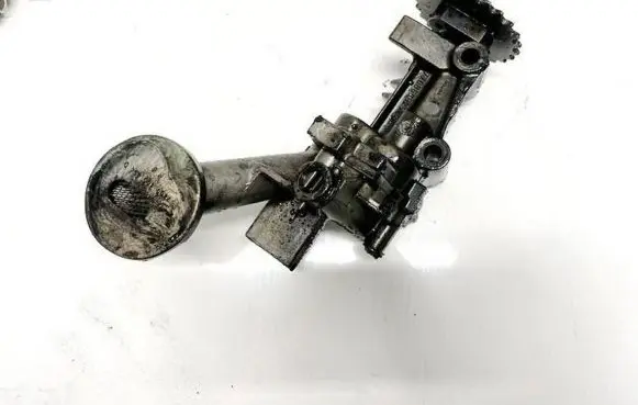Renault Scenic I Oil pump 7700600252