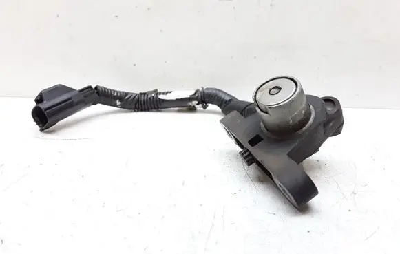 Volvo S80 Crankshaft position sensor 30637803