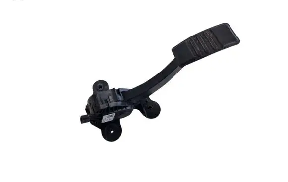 Ford Mustang VI Accelerator throttle pedal CR339F836BB