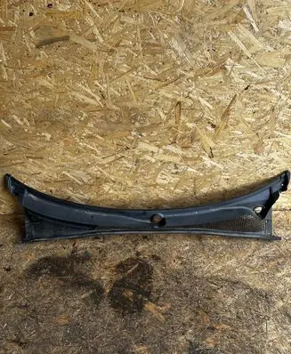 Subaru Forester SG Wiper trim