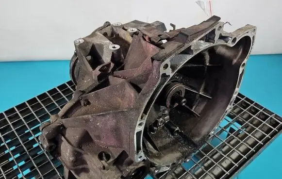 Ford Fiesta Manual 5 speed gearbox 8A6R7002CA IMPRK1571894