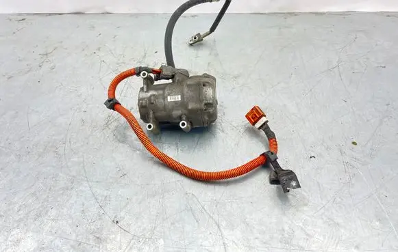 Toyota Prius (XW20) Air conditioning (A/C) compressor (pump) ES18C 0420000193