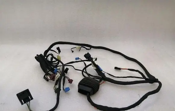 Mercedes-Benz G W461 W463 1st Gen Front door wiring loom A4638201131
