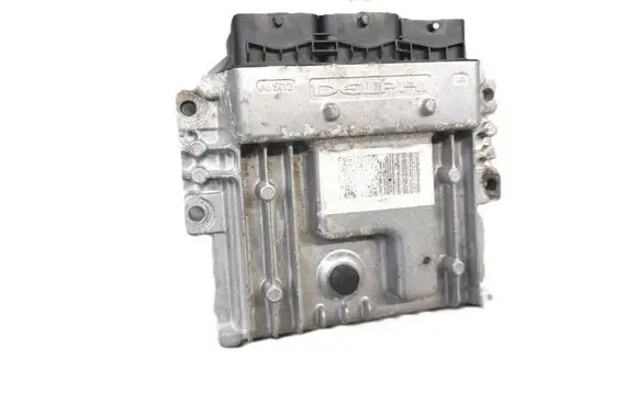 Ford Kuga I Engine control unit/module 8V4112A650AE AV41-12A650-CE