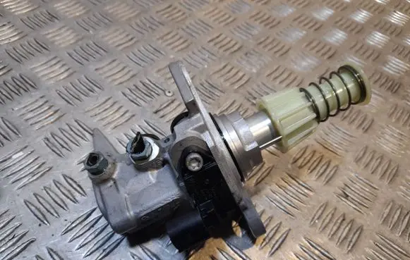 Audi A4 S4 B9 Master brake cylinder 1K0945459C