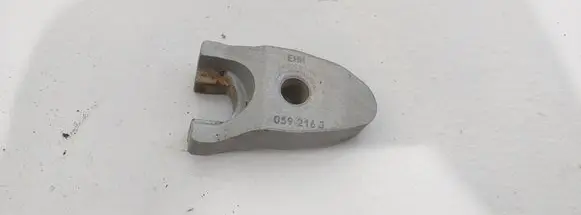 Seat Leon (1P) Fuel Injector clamp holder 059216J