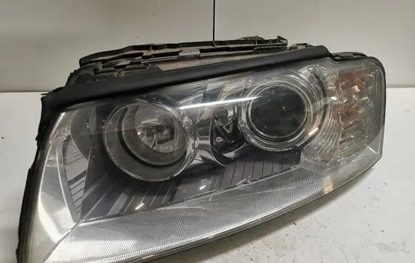 Audi A8 S8 D3 4E Headlight/headlamp